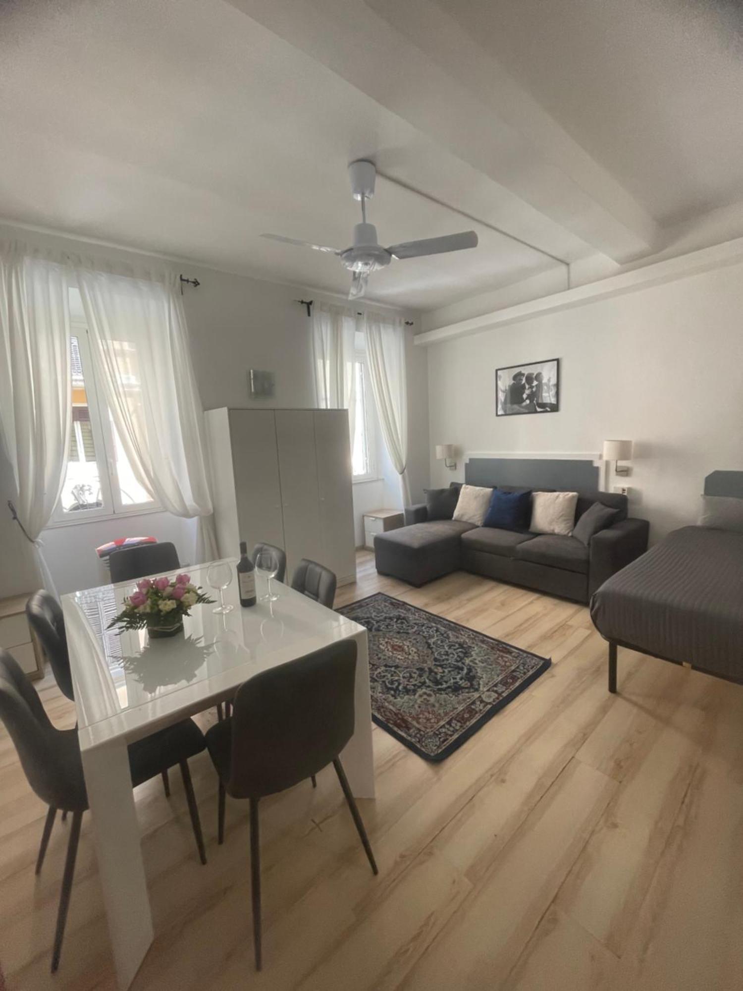 Colosseo Studios Рим Екстер'єр фото